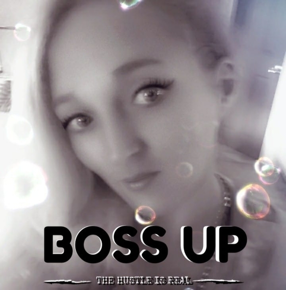 paula_bates1102